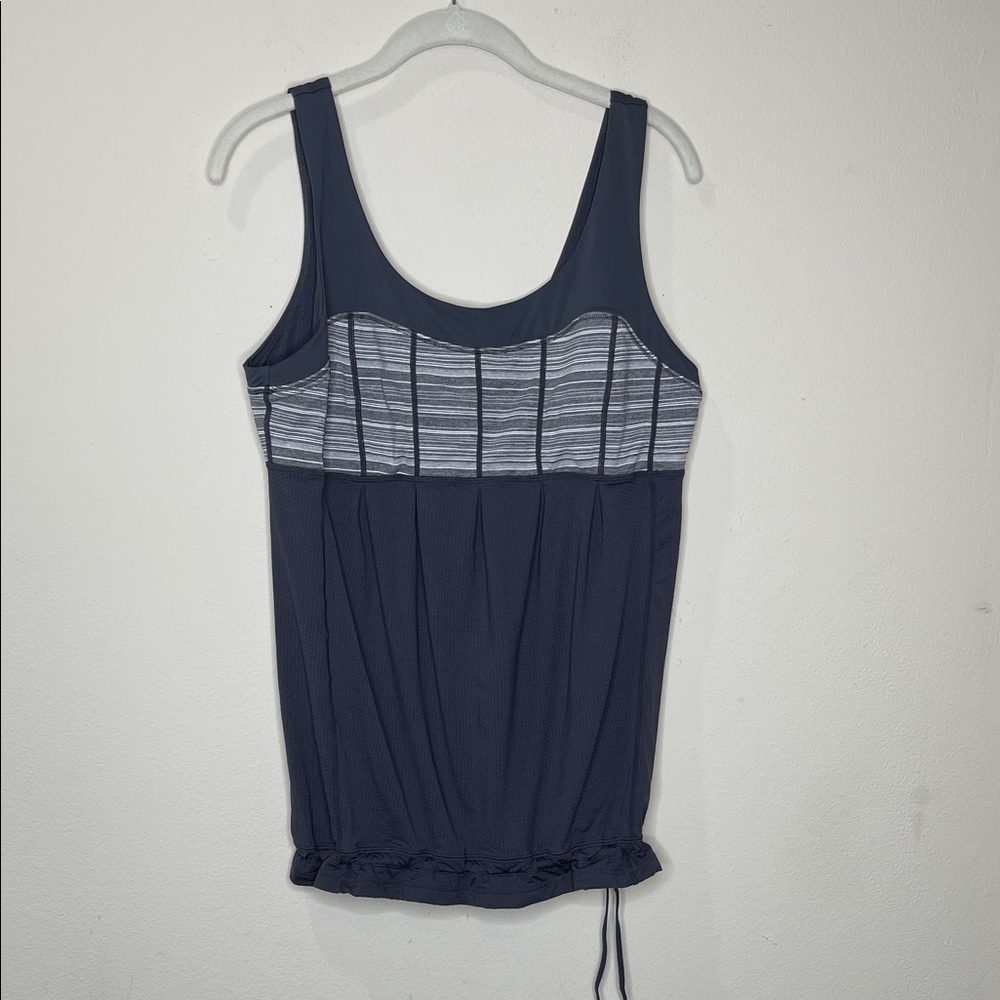 Lululemon Run Tame Me Tank Black/Heather Black Stripe Size 6